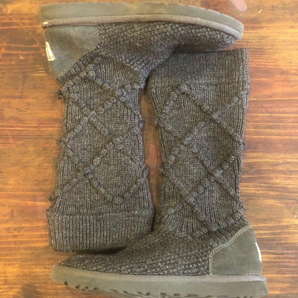 Knitted Ugg Boots - Perfect Cozy Lounge Boot!